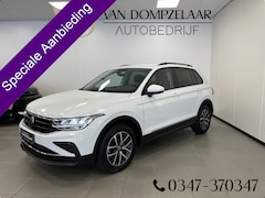 Volkswagen Tiguan - 1.5 TSI Life Business / 150PK / NAVI / STOEL-STUURVERW. / PDC / 1800KG TREKG