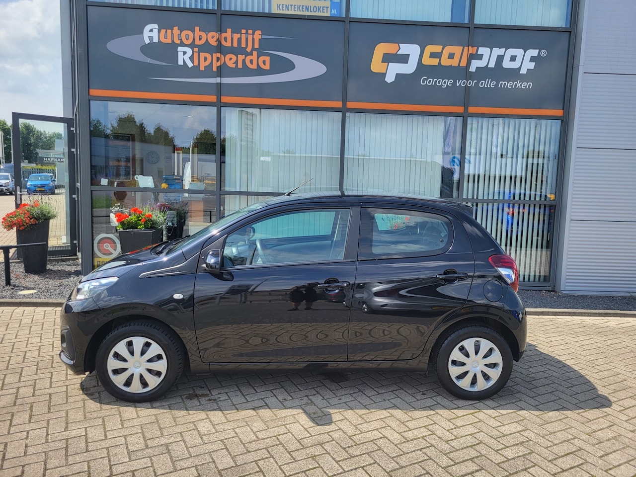 Peugeot 108 - 1.0 e-VTi Active 1.0 e-VTi Active - AutoWereld.nl