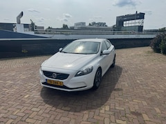 Volvo V40 - 1.6 D2 Momentum