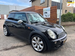MINI One - 1.6 Salt panorama zeer nette en sportief auto