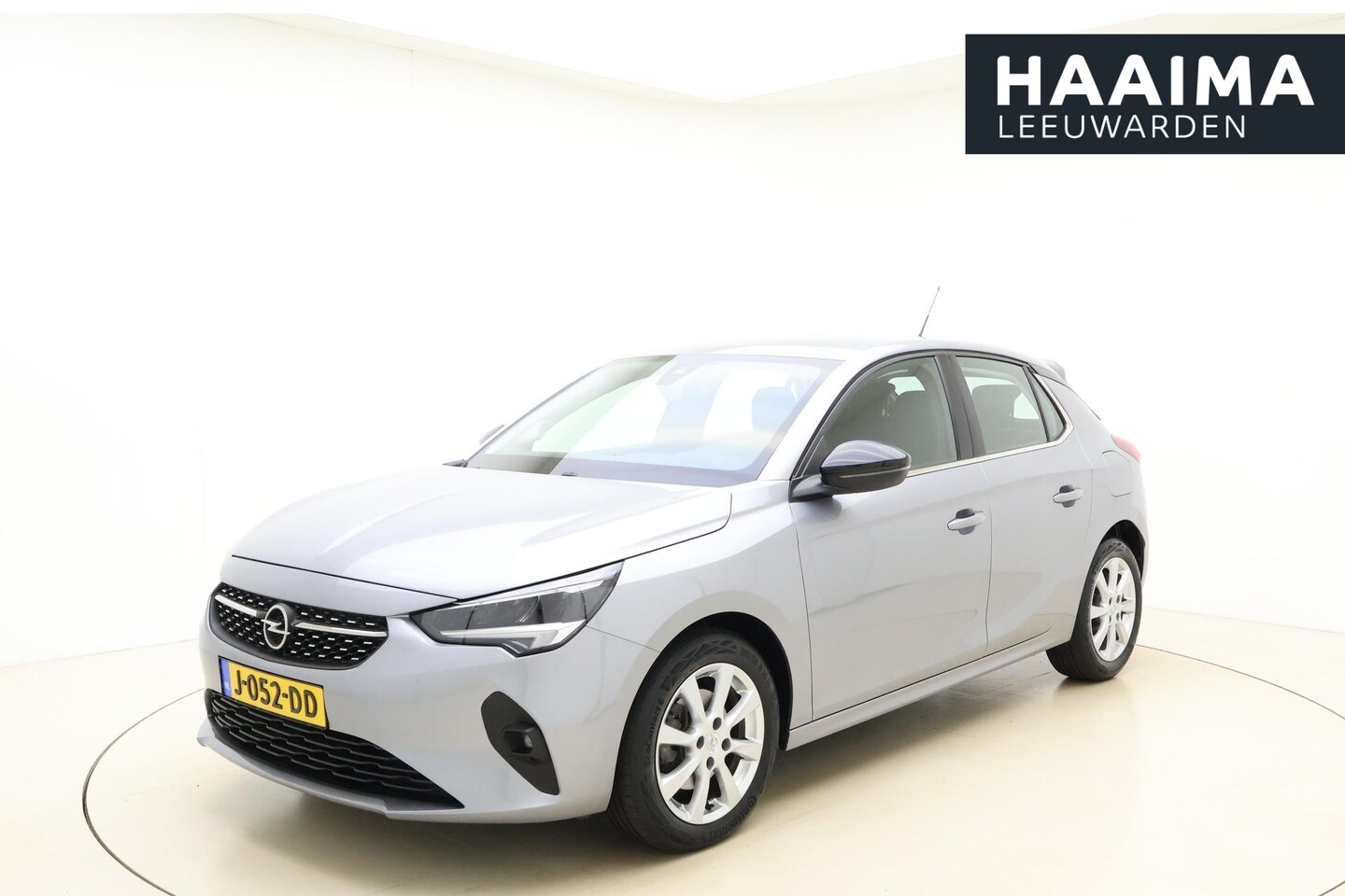 Opel Corsa - 1.2 Elegance 100 PK Automaat | Navigatie | Climate control | Keyless | Lichtmetalen velgen - AutoWereld.nl