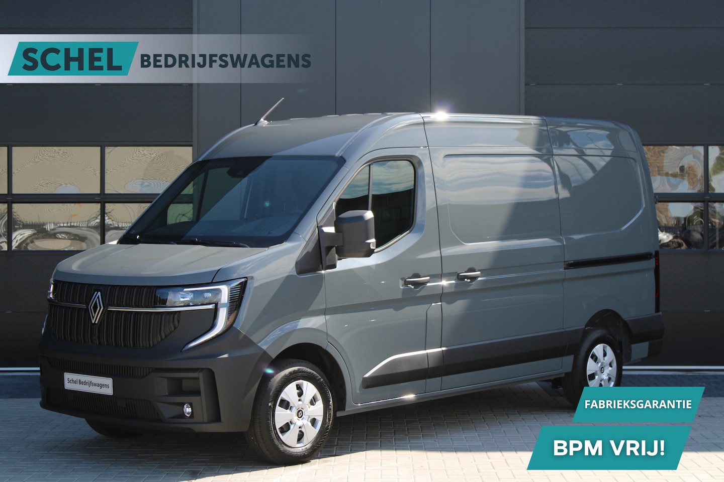 Renault Master - T35 2.0 dCi 170pk L2H2 Extra - 2x Schuifdeur - Navigatie - Blind Spot - Camera - Stoelverw - AutoWereld.nl