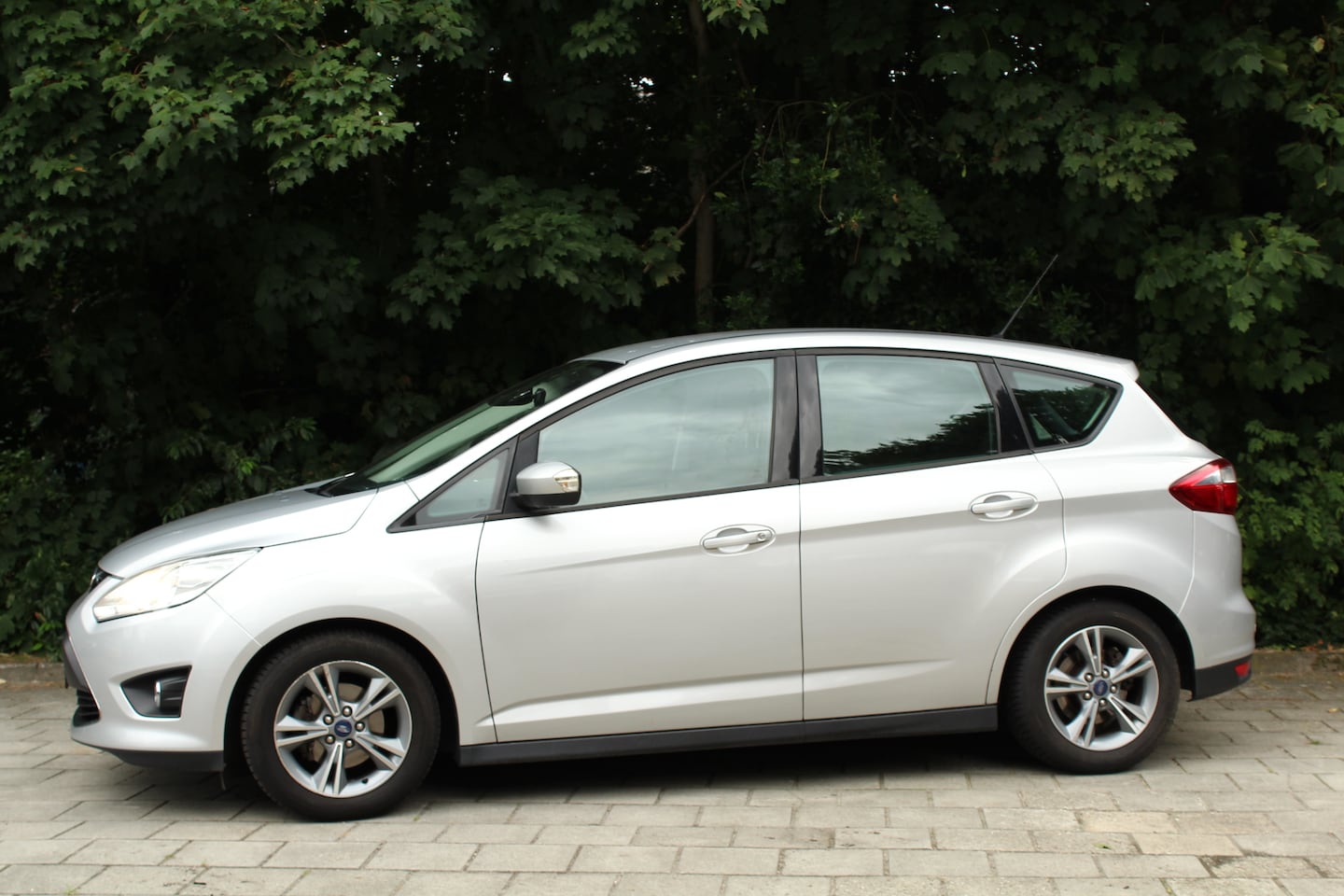 Ford C-Max - 1.0 Edition cruise control distributie riem is reeds vervangen!! - AutoWereld.nl