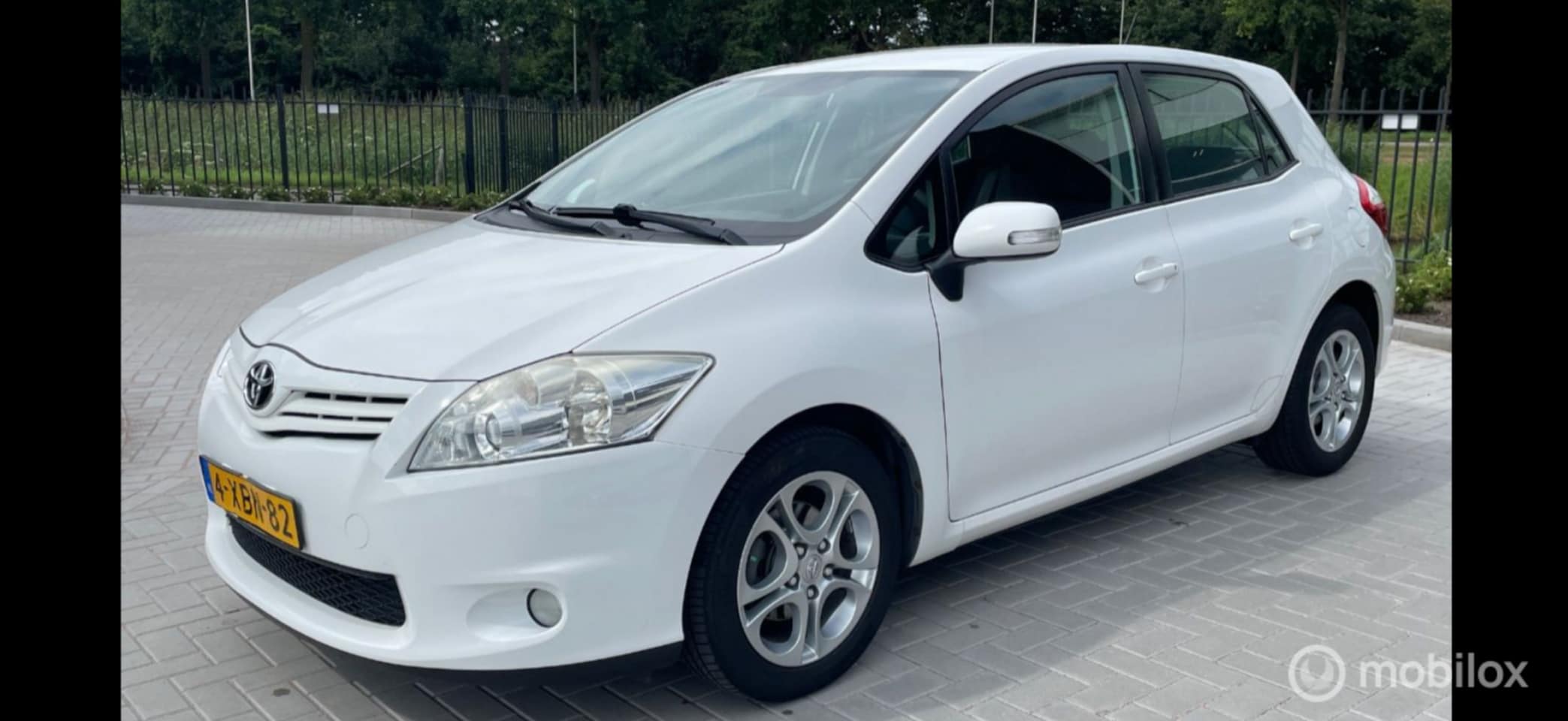 Toyota Auris - 1.3 Aspiration navigatie Dealer onderhouden!! - AutoWereld.nl