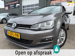Volkswagen Golf - 1.2 TSI CUP Edition van 2de Eig in 5 drs met parkeersensoren en navigatie en bluetooth tel