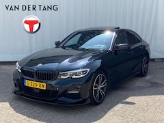 BMW 3-serie - 330i M-Sport Panorama / Harman Kardon / Leder / M-Performance