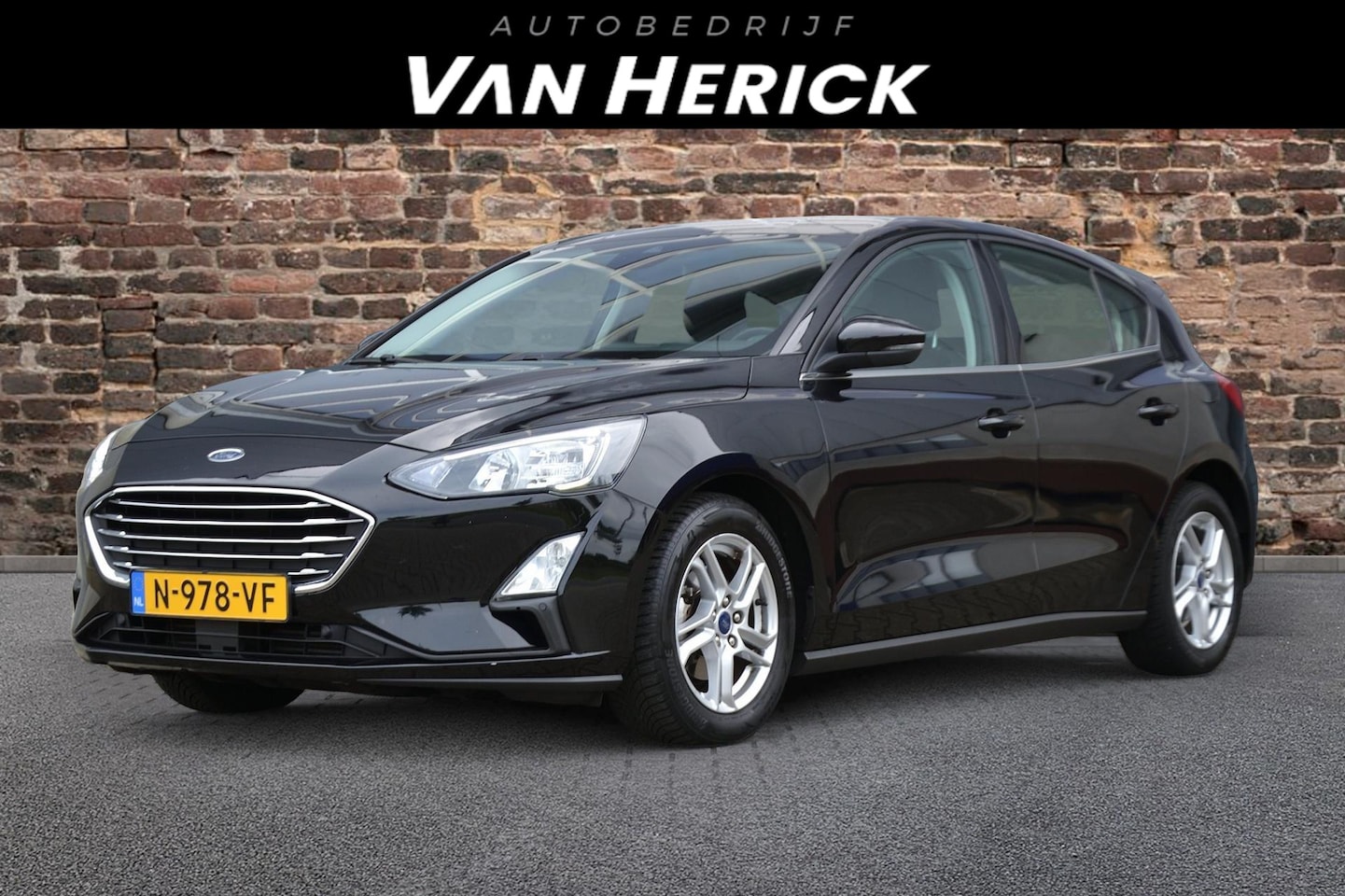 Ford Focus - 1.0 EcoBoost Hybrid Trend Edition Business | Navi | Achteruitrijcamera | LED koplampen - AutoWereld.nl