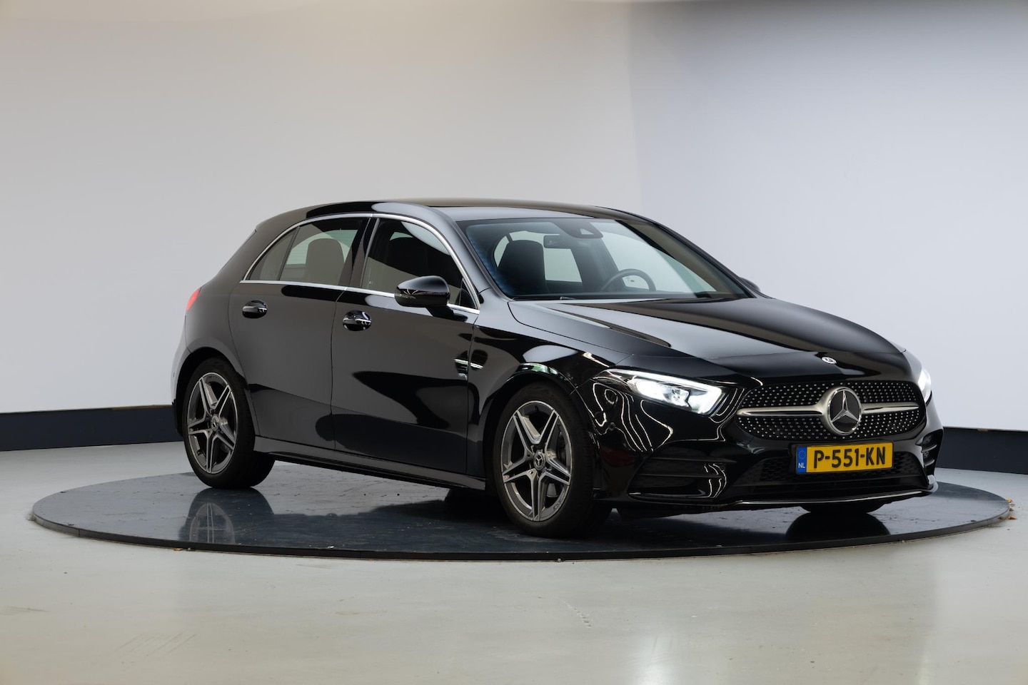 Mercedes-Benz A-klasse - 200 Premium | AMG | 18 Inch | - AutoWereld.nl