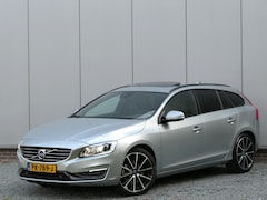 Volvo V60 - 2.0 T4 AUT Polar+ Dynamic 12 MND garantie / Schuifdak / Xenon / Trekhaak