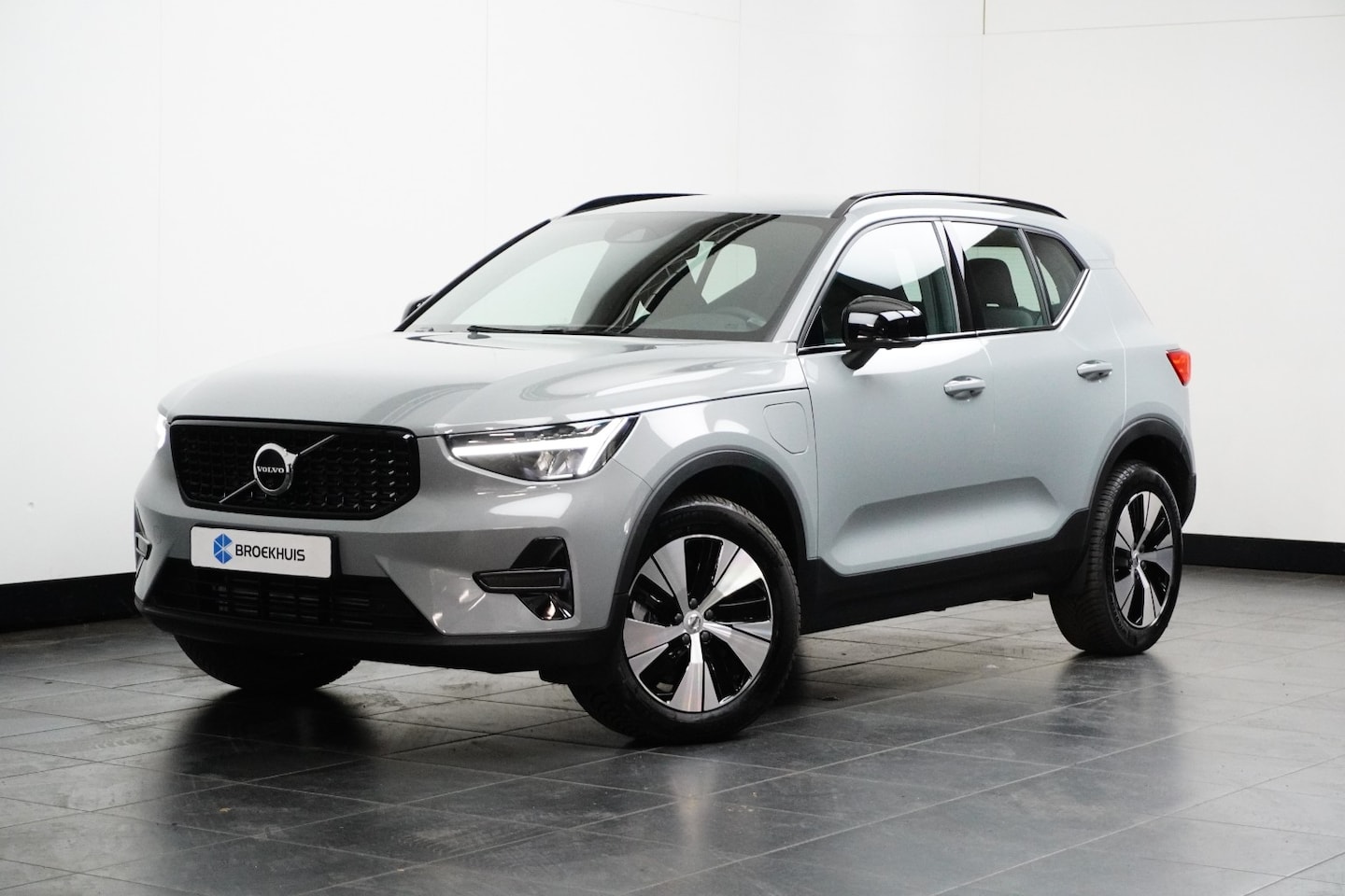 Volvo XC40 - 1.5 T4 Recharge Plus Dark | Apple Carplay/Android Auto|telefoonintegratie premium | Audio - AutoWereld.nl