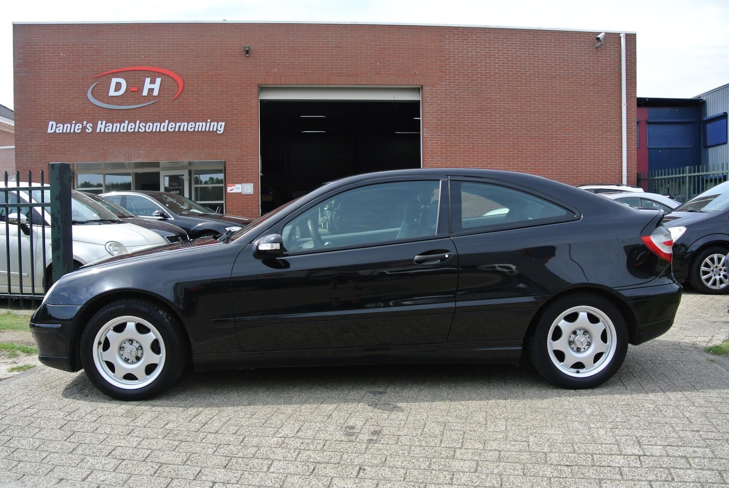 Mercedes-Benz C-klasse Sportcoupé - 180 K. automaat inruil mogelijk - AutoWereld.nl