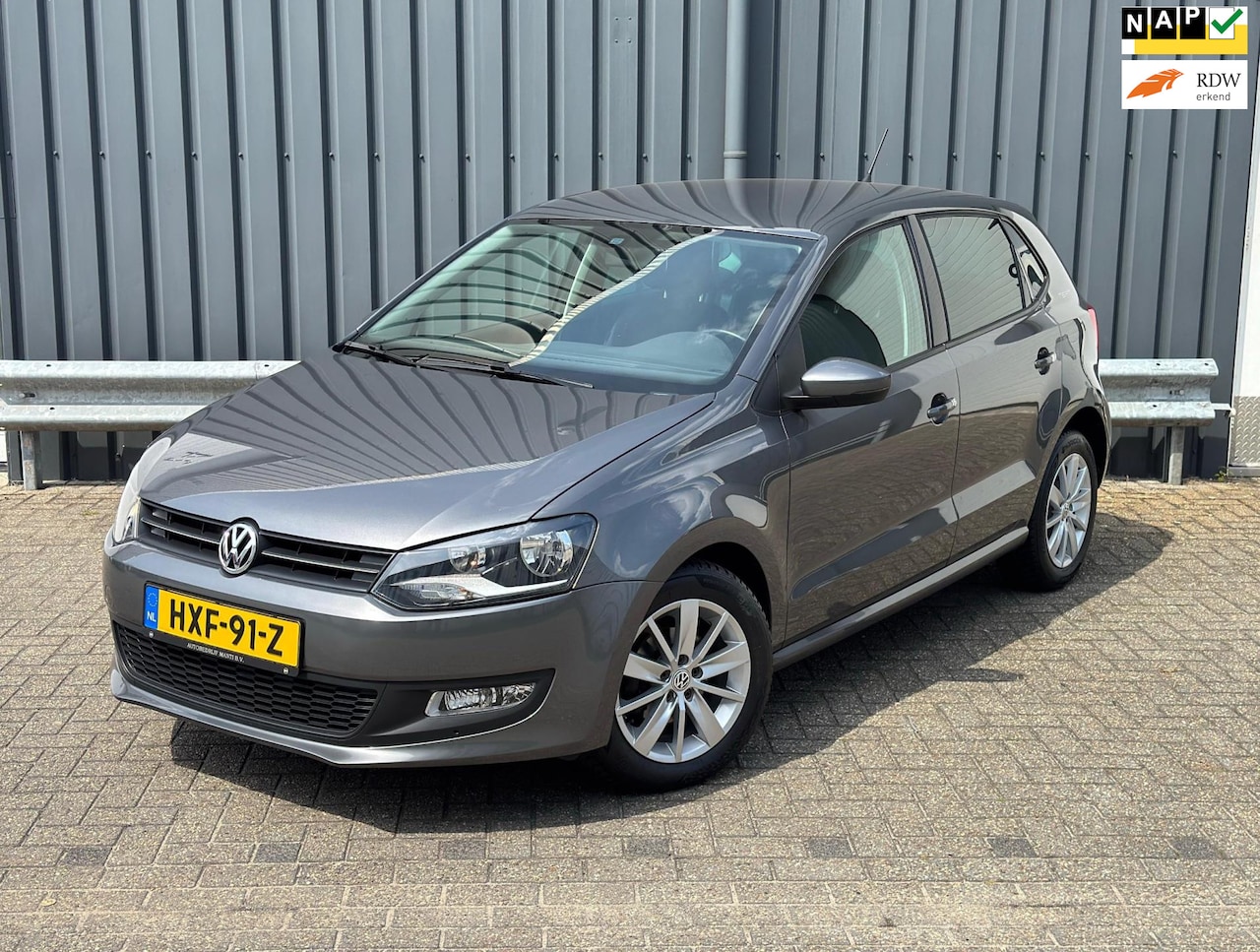 Volkswagen Polo - `Polo 1.2 Team Airco Cruise PDC Stoelvw *Carplay* - AutoWereld.nl