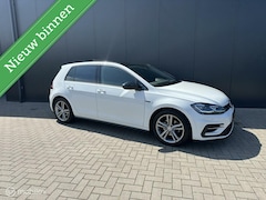 Volkswagen Golf - 1.6 TDI Highline Business R-Line Bomvol
