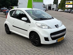 Peugeot 107 - 1.0-12V XS