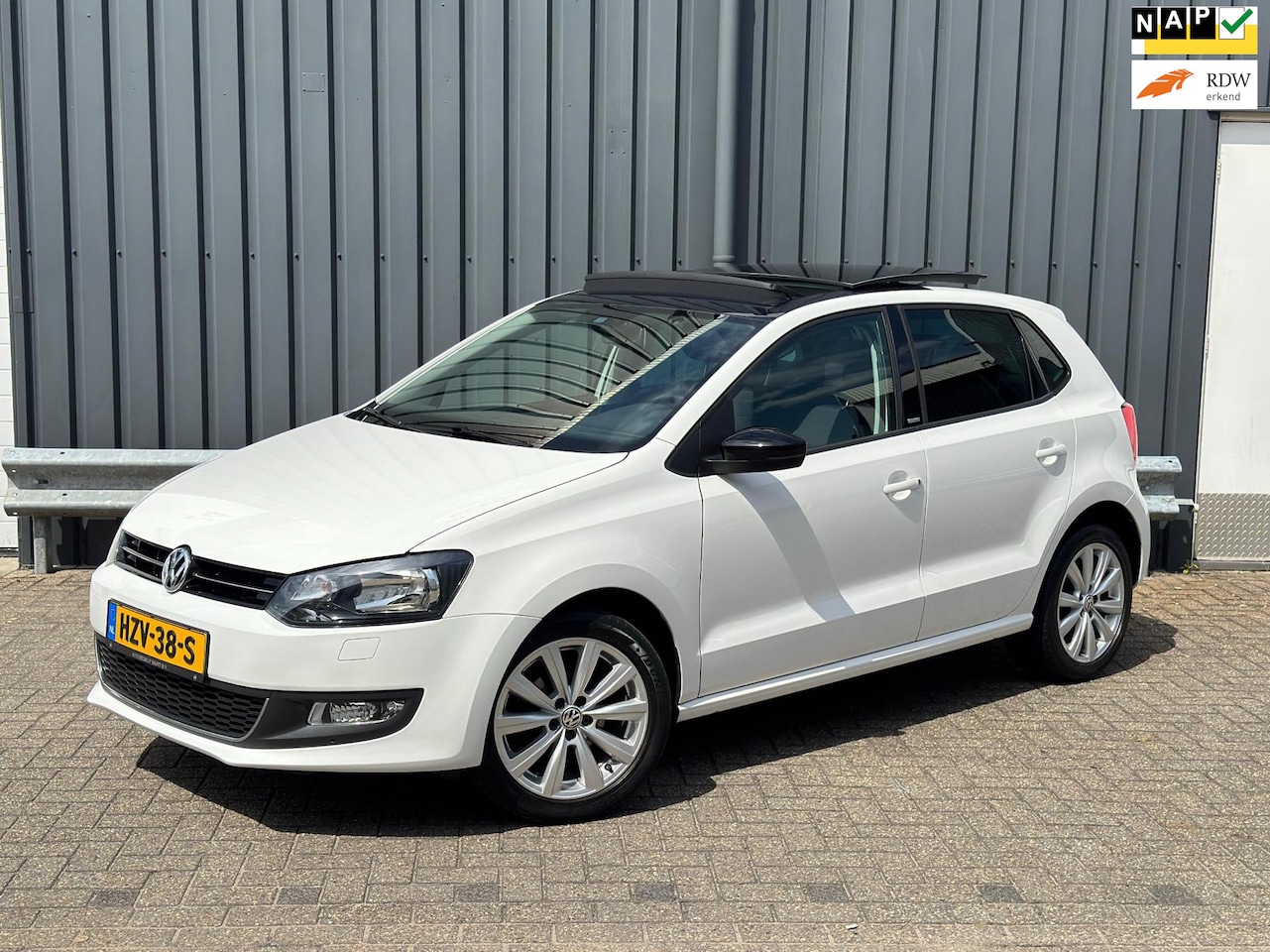 Volkswagen Polo - 1.2-12V Trendline 1.2-12V Trendline - AutoWereld.nl