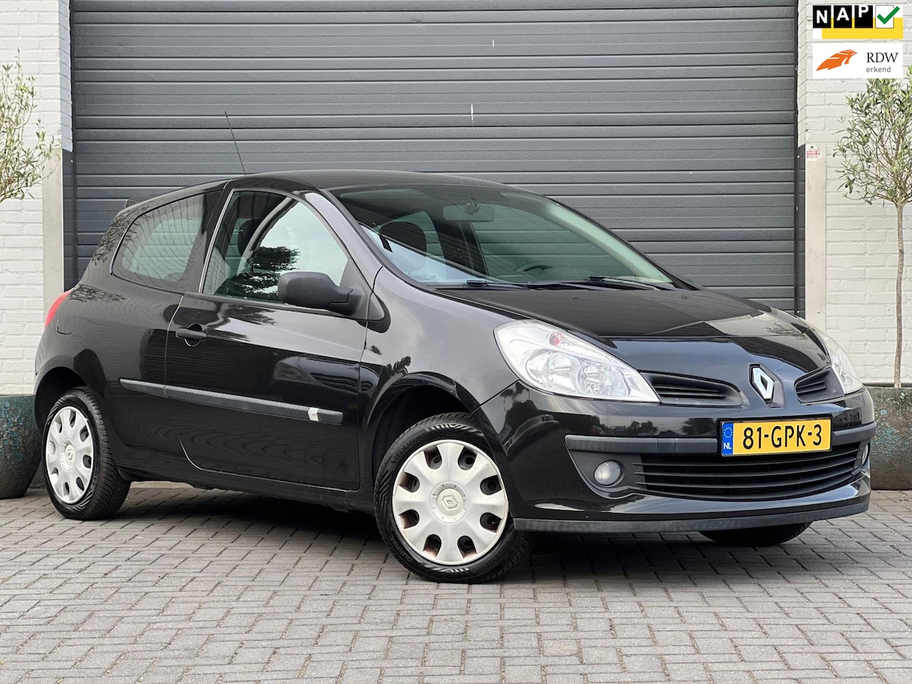 Renault Clio - 1.2-16V Special Line|Airco|106DZ KM!|NAP|Nw. Koppeling| - AutoWereld.nl