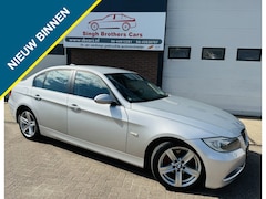 BMW 3-serie - 325i AUT CRUIS CALIMA NAVI PDC INRUIL MOG