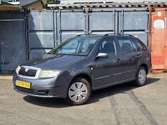 Skoda Fabia Combi - 1.4-16V Equipe | Nieuwe Distributieriem | Airco