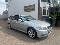 BMW 3-serie Touring - 320d Luxury Line AUTOMAAT