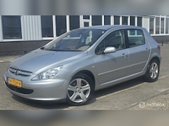 Peugeot 307 - 2.0-16V XS/Automaat/Leer/Airco/Stoelverwarming