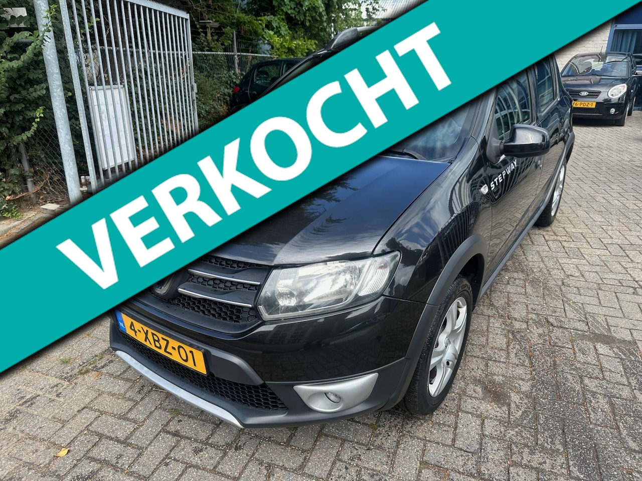 Dacia Sandero Stepway - 0.9 TCe Lauréate, Navi, LMV, Apk 07/2026 - AutoWereld.nl