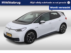 Volkswagen ID.3 - First Plus 204 PK 58 kWh / LED / Navigatie / Climate control / Camera / Donker glas / 19"L