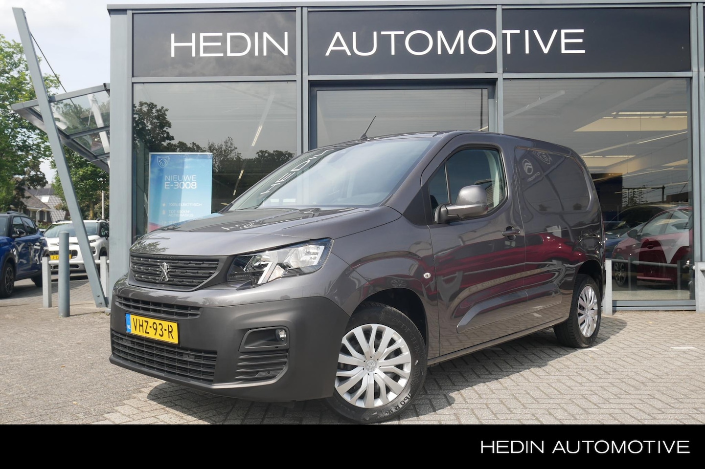 Peugeot Partner - 1.5 BlueHDI Premium | Automaat | Achteruitrijcamera | Navigatie | Bluetooth | - AutoWereld.nl
