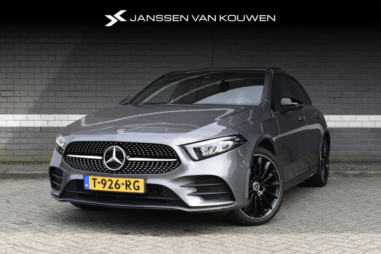 Mercedes-Benz A-klasse - 250 e Business Solution AMG Limited / Pano / Stoelverwarming / Sfeerverlichting / Widescre - AutoWereld.nl