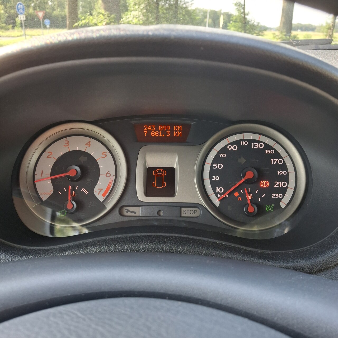 Renault Clio - 1.4-16V Team Spirit - AutoWereld.nl