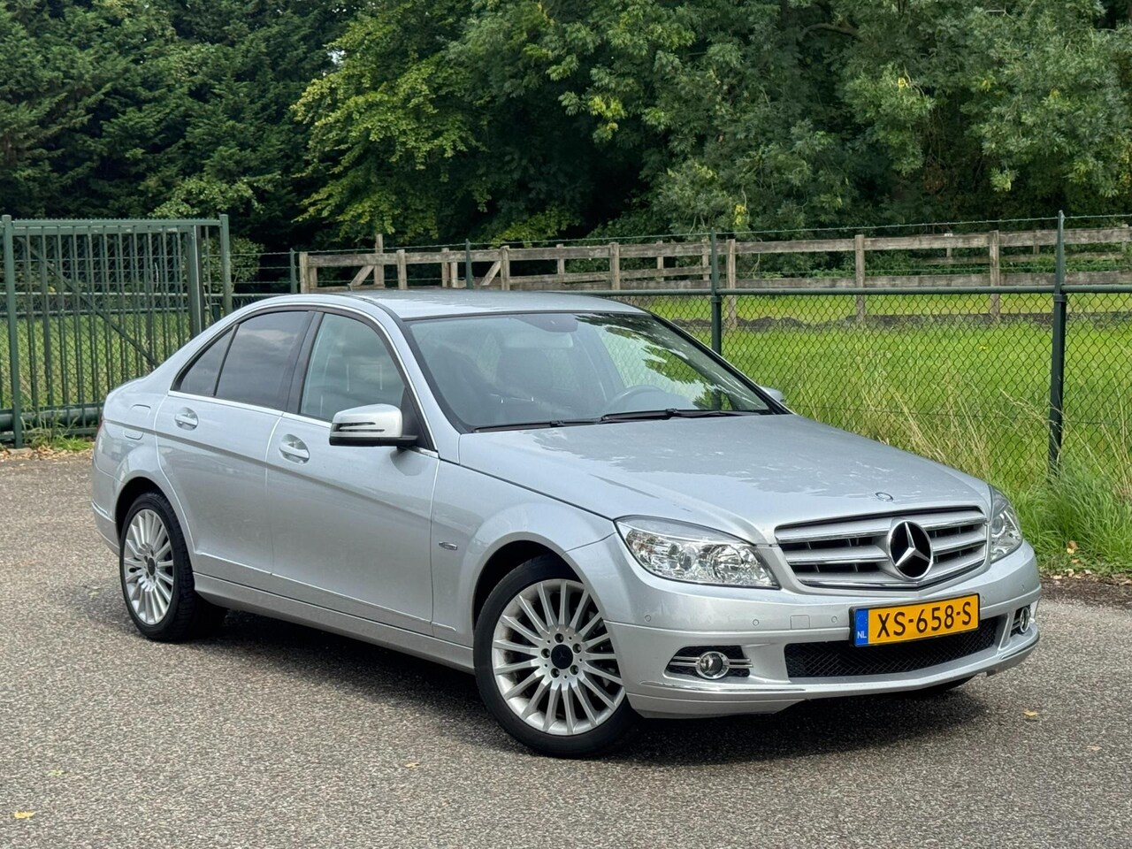 Mercedes-Benz C-klasse - 200 CGI BlueEFFICIENCY Business Class Avantgarde 200 CGI BlueEFFICIENCY Business Class Avantgarde - AutoWereld.nl