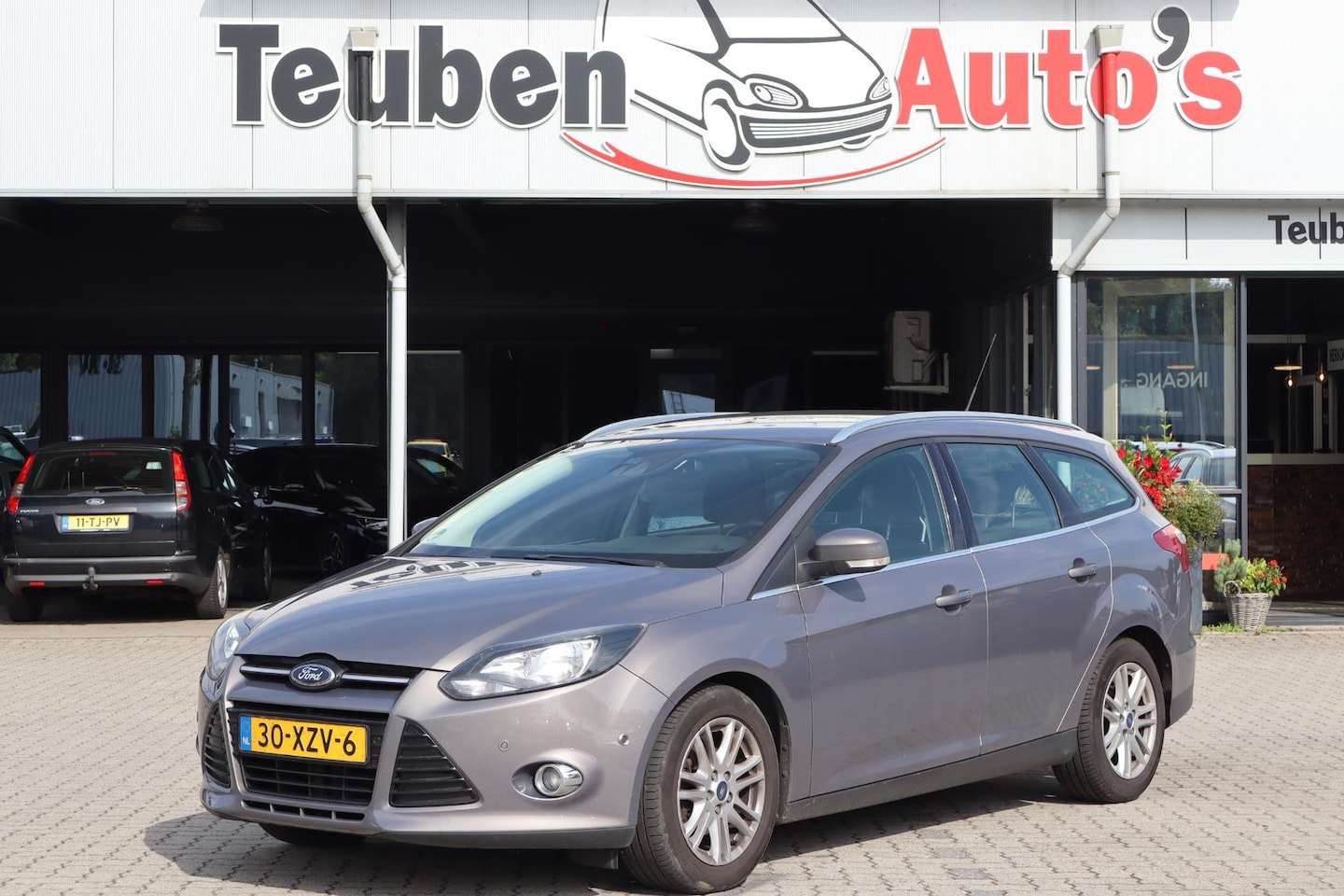 Ford Focus Wagon - 1.0 EcoBoost Titanium Koppeling niet goed. Lane control, Climate control, Navigatie, Koppe - AutoWereld.nl