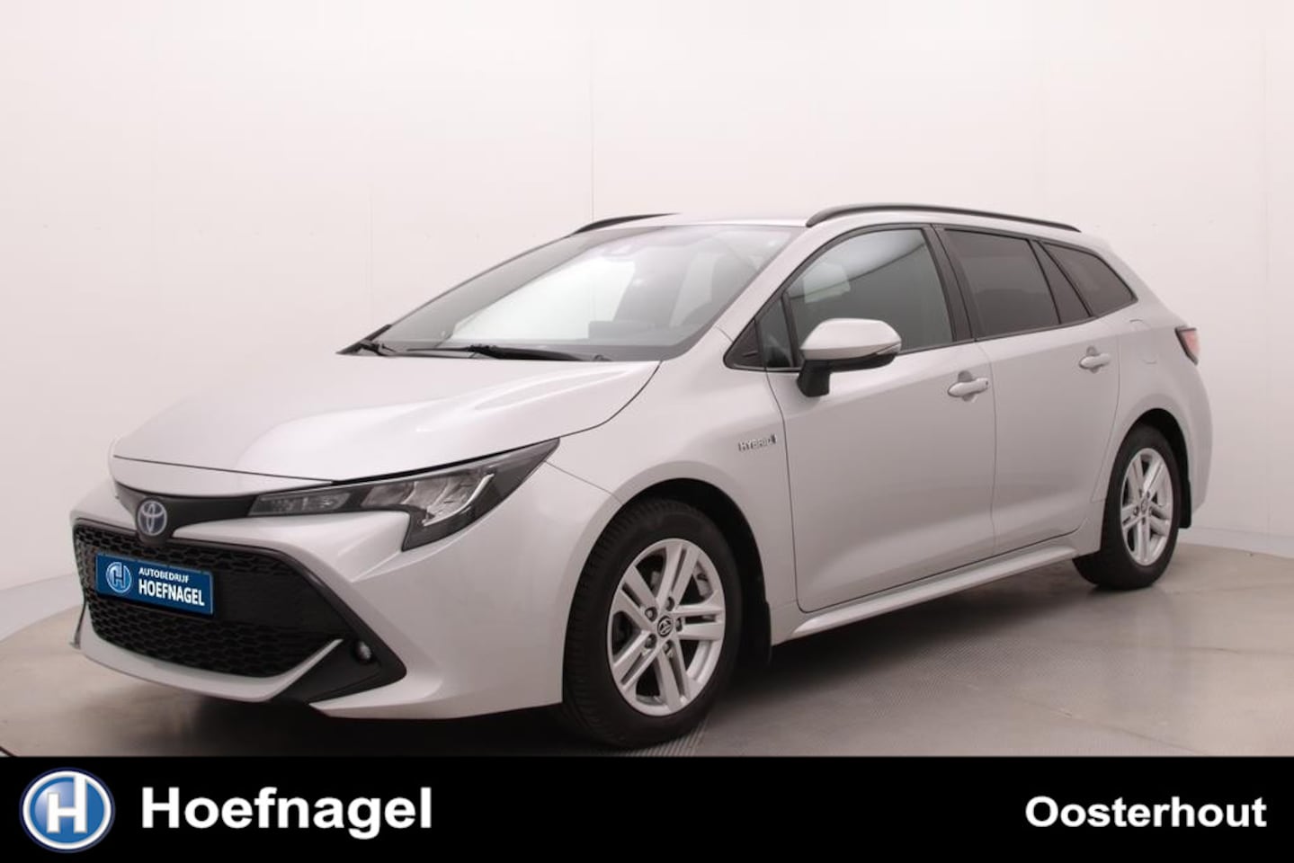 Toyota Corolla Touring Sports - 1.2 Turbo Dynamic Automaat | Trekhaak | Camera | Stoelverwarming | Lane Keep Assist - AutoWereld.nl