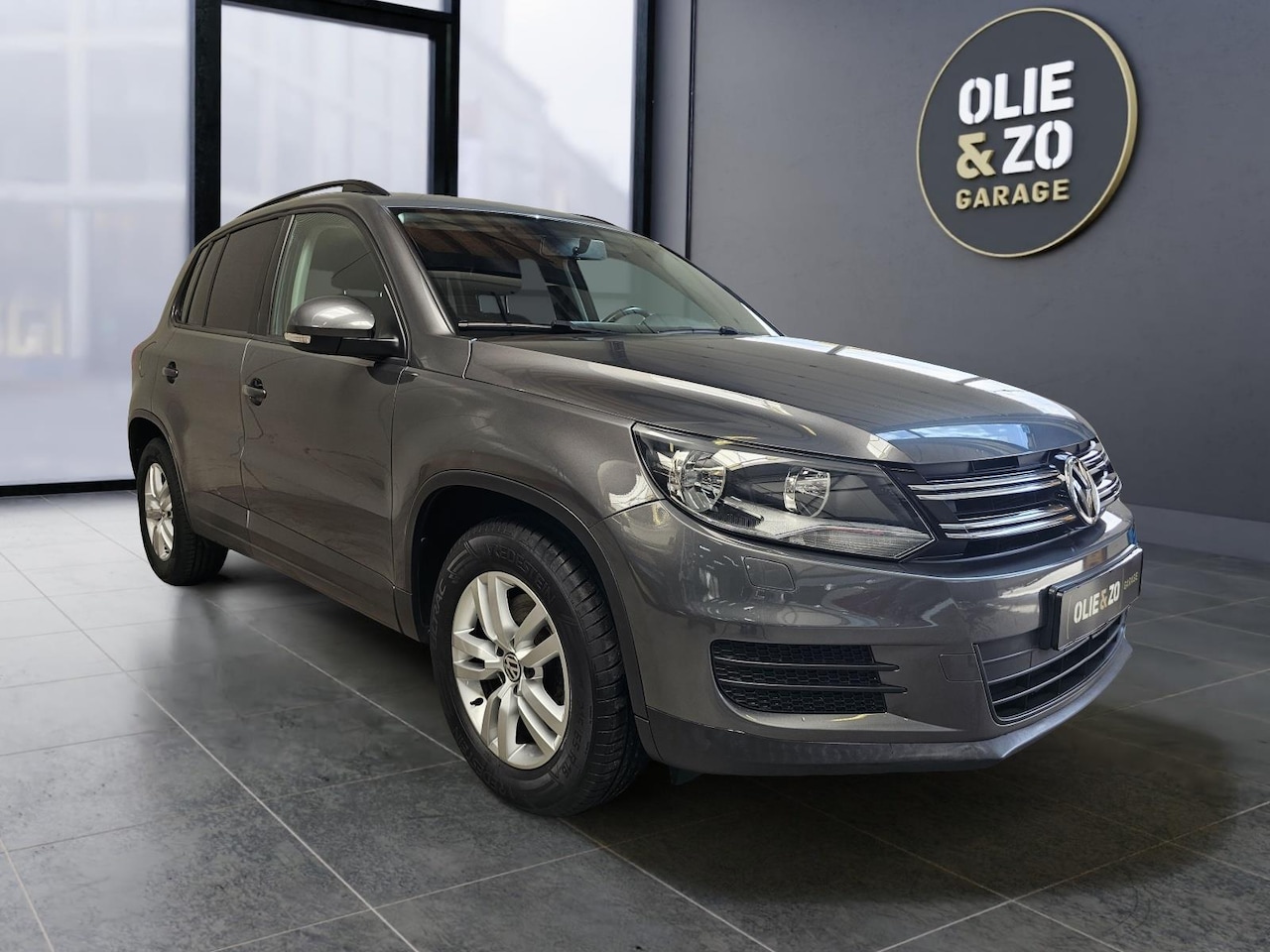 Volkswagen Tiguan - 1.4 TSI Trendline 1.4 TSI Trendline - AutoWereld.nl