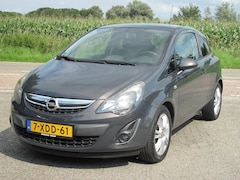Opel Corsa - 1.2-16V BlitZ + Navigatie