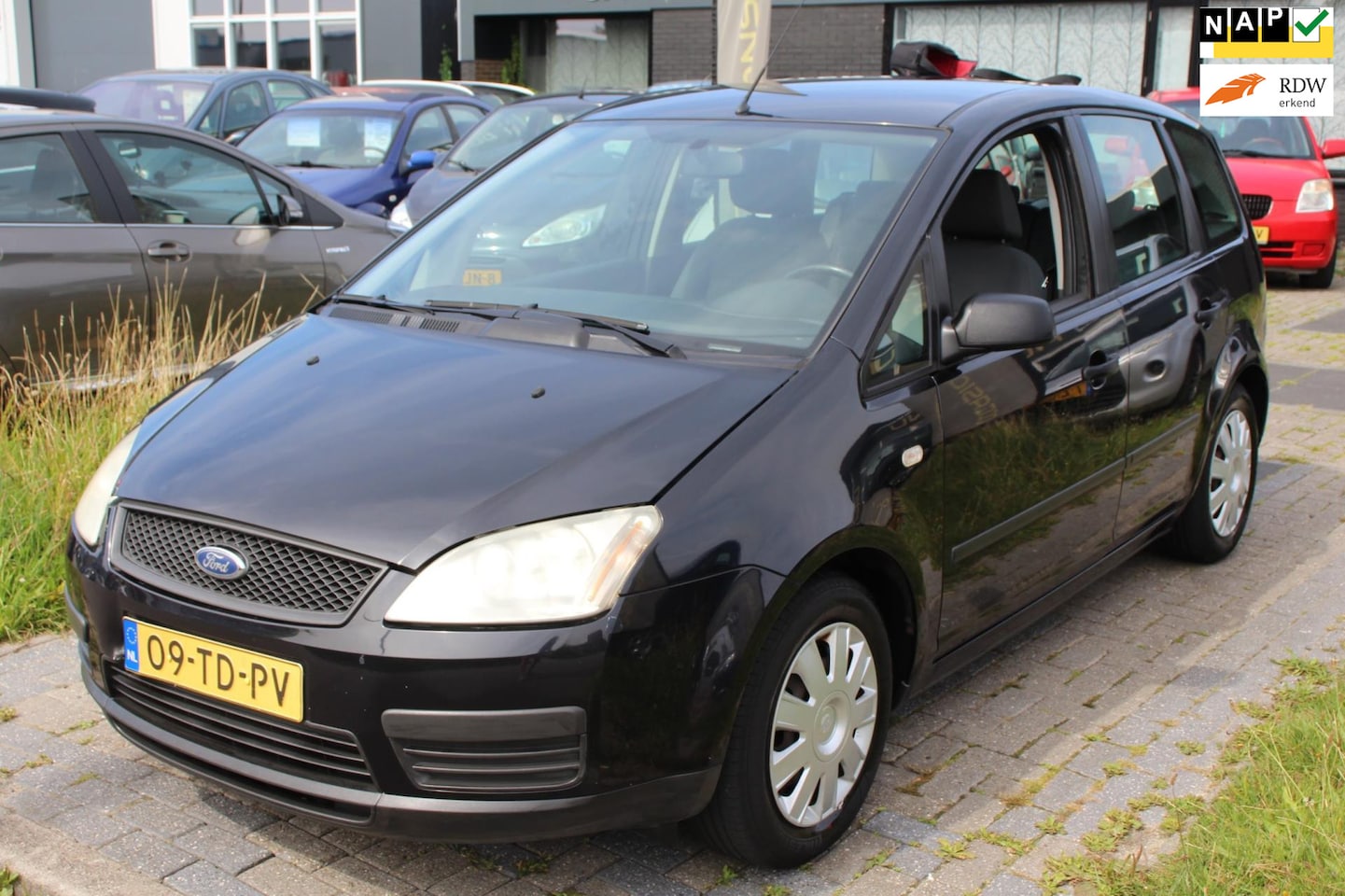 Ford Focus C-Max - 1.6-16V Futura IJSKOUDE AIRCO! Elec pakket Trekhaak - AutoWereld.nl