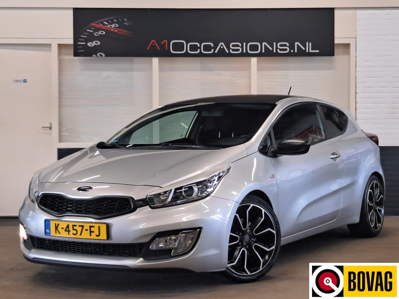 Kia Pro cee'd - 1.6 GDI GT + STOEL-/ STUURVERWARMING !! - AutoWereld.nl