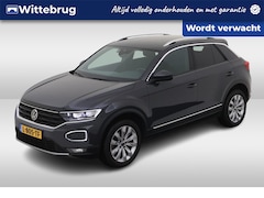 Volkswagen T-Roc - 1.5 TSI Sport / Digitaal dashboard / Navigatie / Climate controle / Camera / Lichtmetaal 1