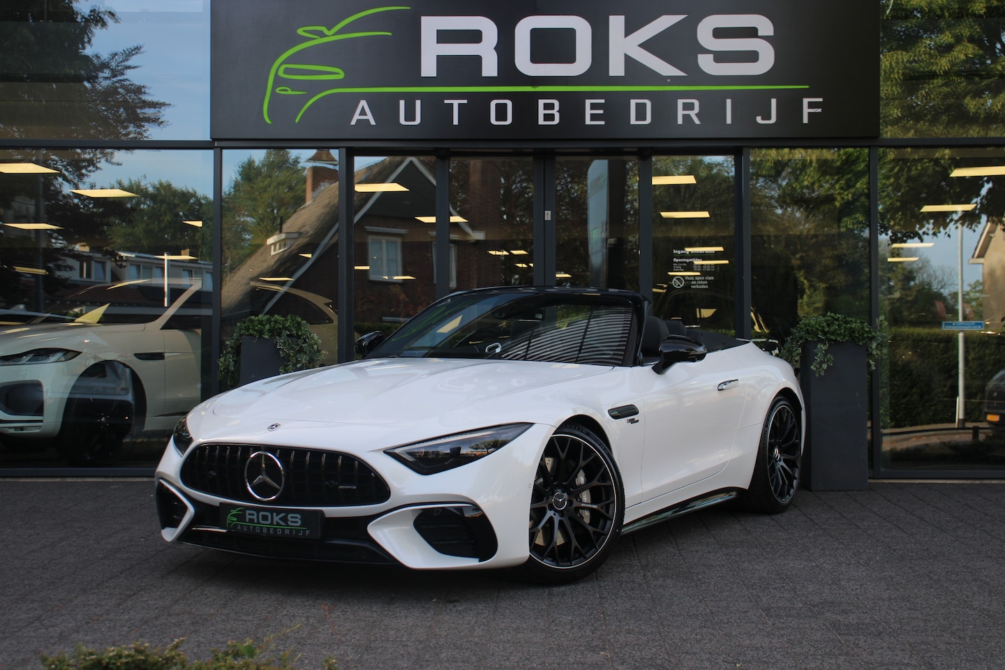Mercedes-Benz SL-klasse Roadster - AMG 43 Nightpakket/V8-Styling/PremiumPlus/Burmester/21inch - AutoWereld.nl