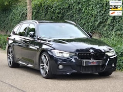 BMW 3-serie Touring - M Sport Edition Panorama Apple CarPlay 19inch M Stuurverwarming