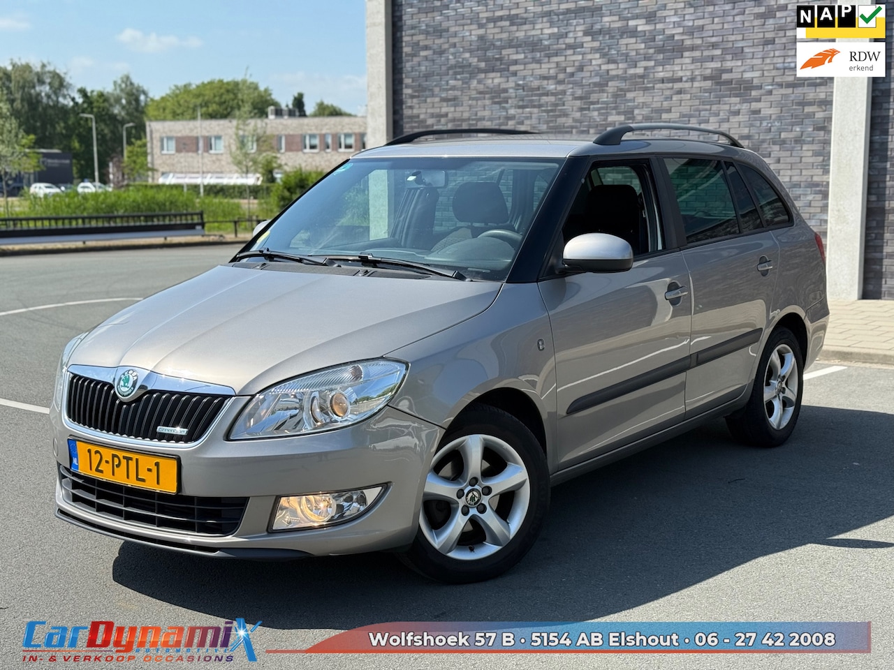 Skoda Fabia Combi - 1.2 TDI Greenline // Airco // Cruise // Dealer onderhouden // Rijd Schakelt goed - AutoWereld.nl