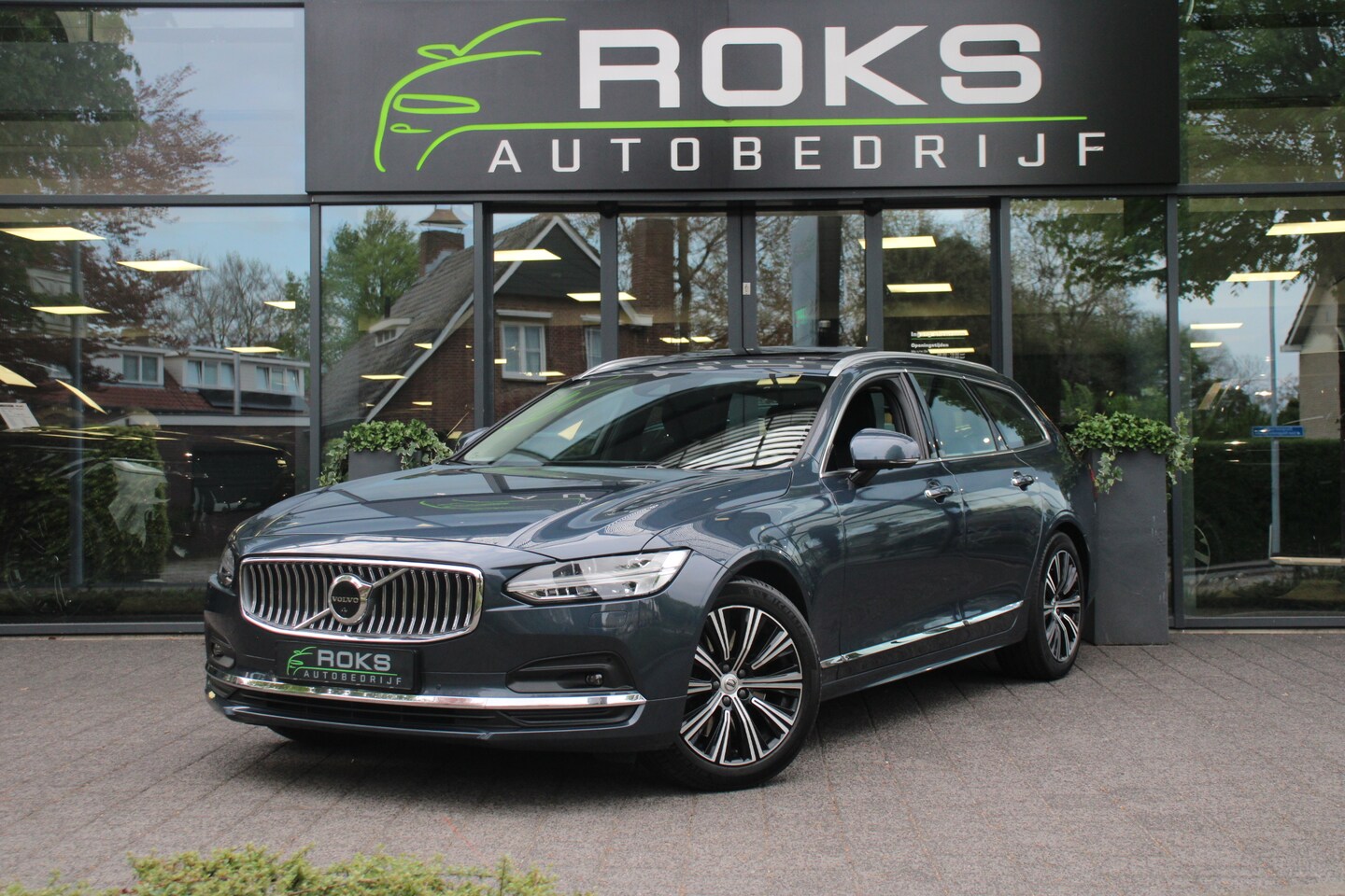 Volvo V90 - B4 Recharge Inscription Navi/Camera/Head-up/Keyless/Harman Kardon/MemoryPanoramadak/Leder - AutoWereld.nl