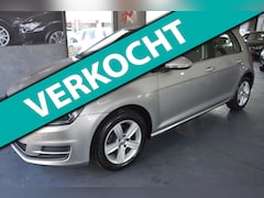 Volkswagen Golf - 1.2 TSI Trendline nette golf, navi, parkeersensoren
