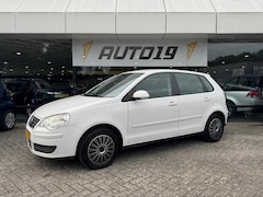 Volkswagen Polo - 1.4-16V Optive