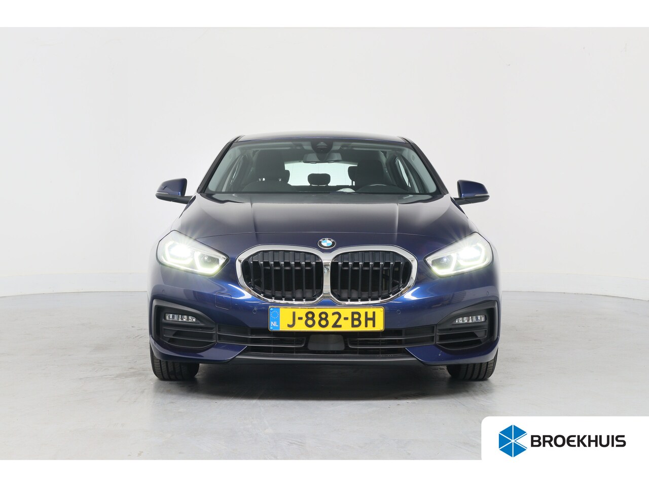 BMW 1-serie - 118i Executive Edition | 1e Eigenaar! | Dealer Onderhouden! | Navi | Clima | LED | parkeer - AutoWereld.nl