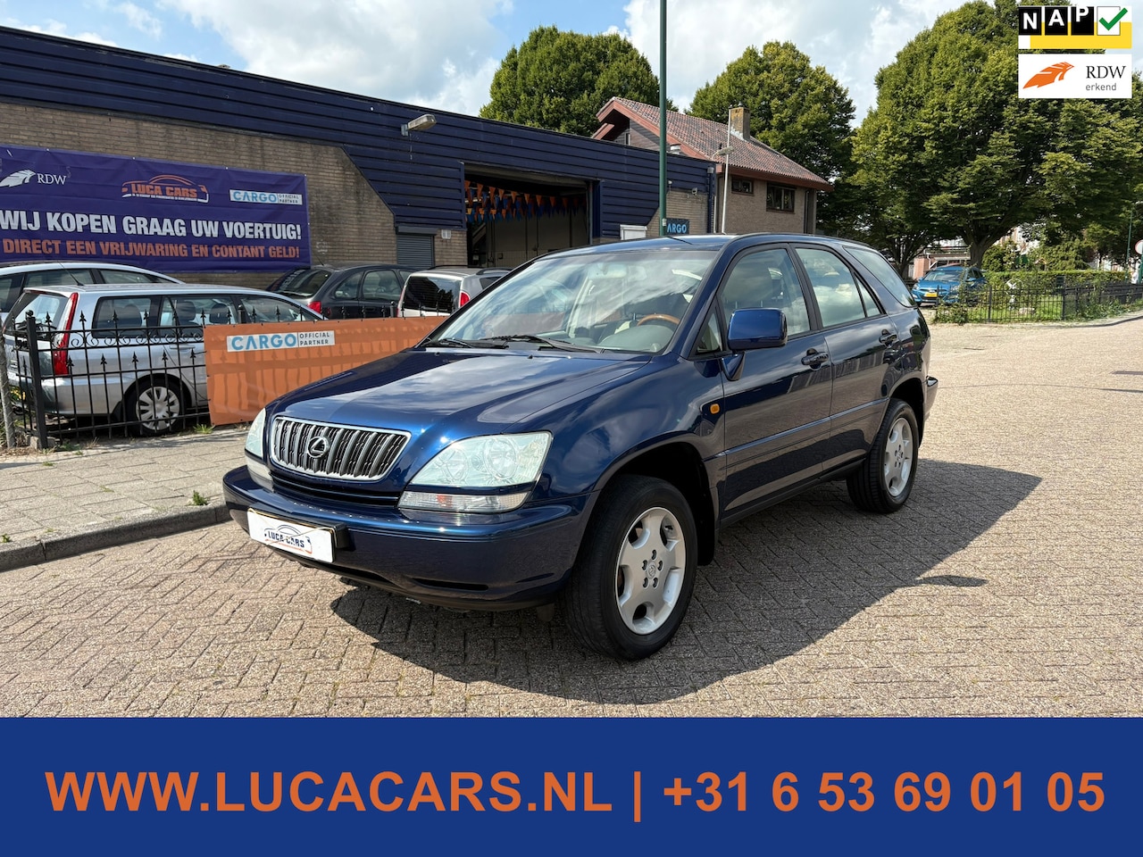 Lexus RX - 300 Executive AUTOMAAT 4WD 2X SLEUTEL + BOEKJES - AutoWereld.nl