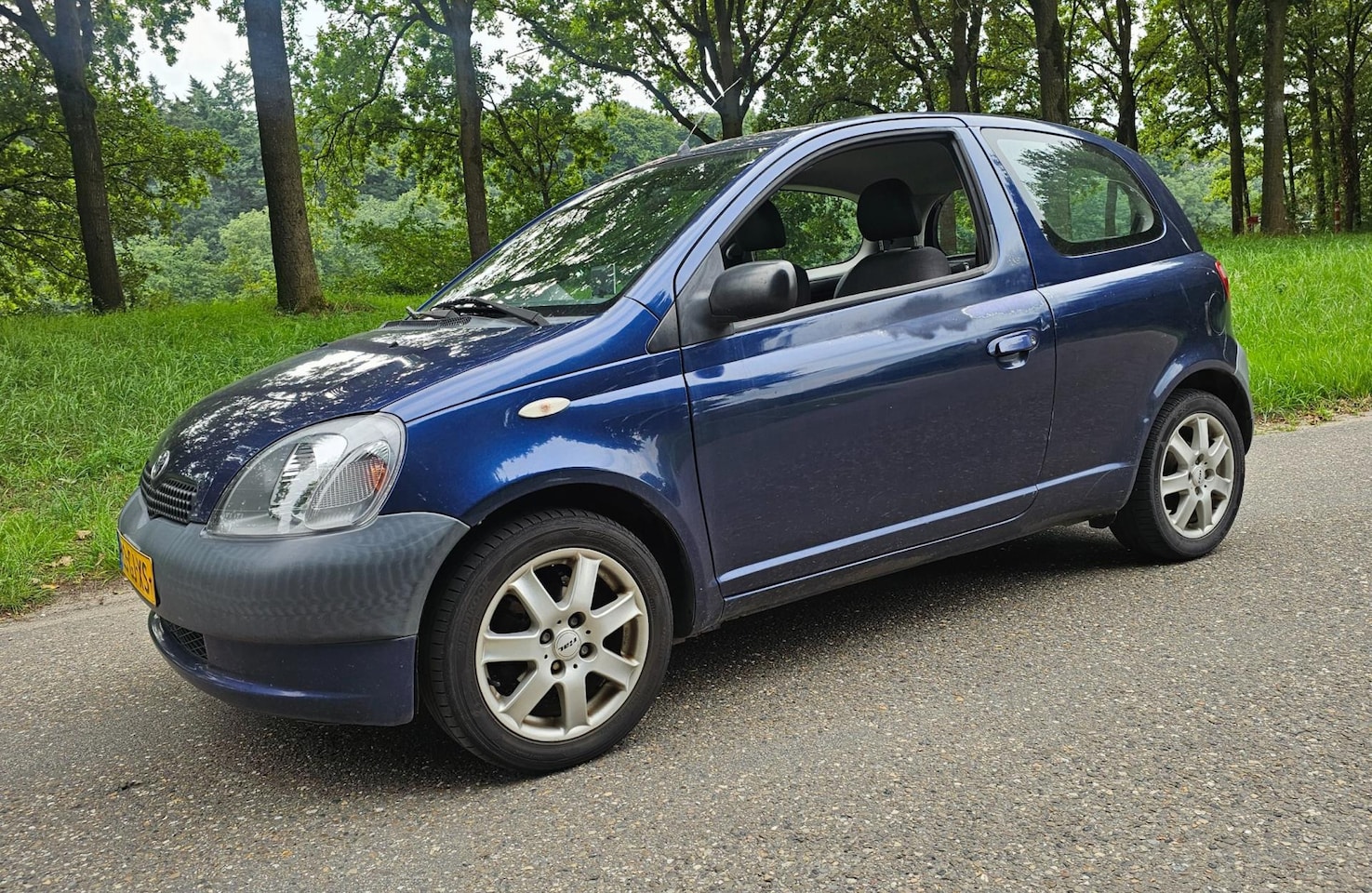Toyota Yaris - 1.0-16V VVT-i Sportvelgen Stuurbekrachtiging - AutoWereld.nl