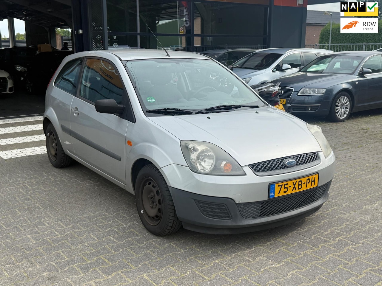 Ford Fiesta - 1.3-8V Champion AIRCO/NAP/APK TOT 29-12-2025 - AutoWereld.nl