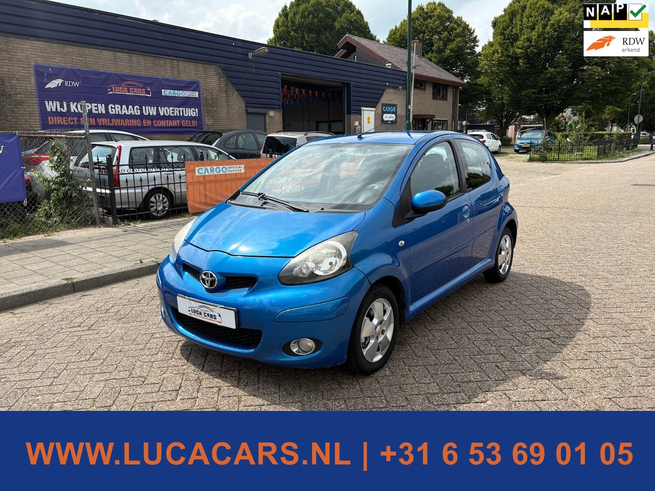 Toyota Aygo - 1.0-12V Dynamic Blue AIRCO + ELEKTRISCH PAKKET + NIEUWE APK! - AutoWereld.nl