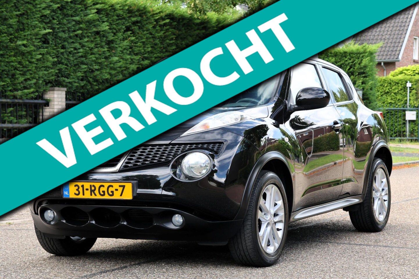 Nissan Juke - 1.6 Acenta | AUTOMAAT | NAVI | CLIMA | CRUISE | TREKHAAK | ZEER MOOIE PERFECT ONDERHOUDEN - AutoWereld.nl