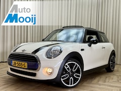 MINI Cooper - 1.5 Business *Panoramadak* 136pk / Org.NL / Navigatie / Cruise / Airco / 18'' LMV